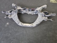 Tylna belka oś tył Toyota Rav4 V 2.5 hybryda