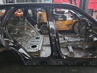 Próg prawy SŁUPEK ŚRODKOWY B BMW X5 F15 HB 5d SPARKLING BROWN METALLIC B53