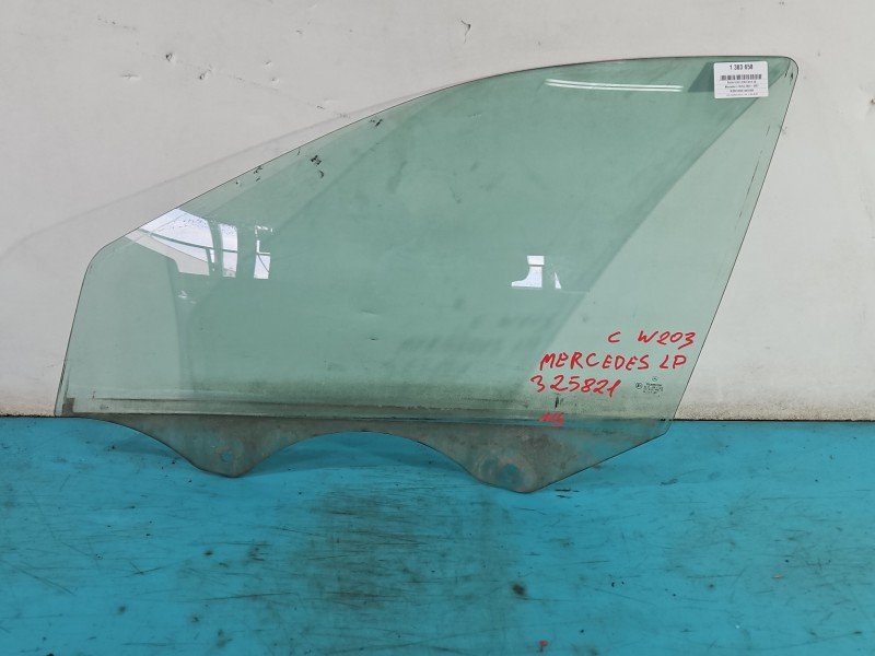 Szyba drzwi przód lewa Mercedes W203 sedan