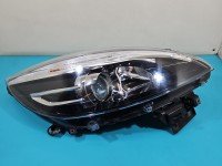 Reflektor prawy lampa przód Renault Scenic III EUROPA