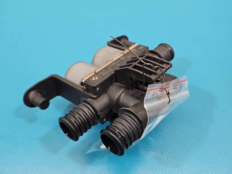 Zawór wody BMW X5 F15 elektrozawór 6910544