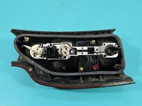 Lampa tył prawa Producent części: Volvo, 2 elementy, komplet, drobne rysy Volvo V70 II kombi EUROPA
