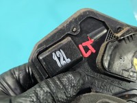 Zamek tył lewy Toyota Corolla Verso II TOYOTA, 2PIN Brak numeru