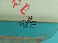Szyba drzwi przód lewa Vw Jetta VI sedan