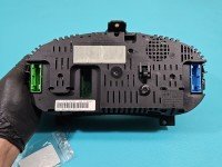 Licznik Audi A2 8Z0920900A 1.4 16V EUROPA