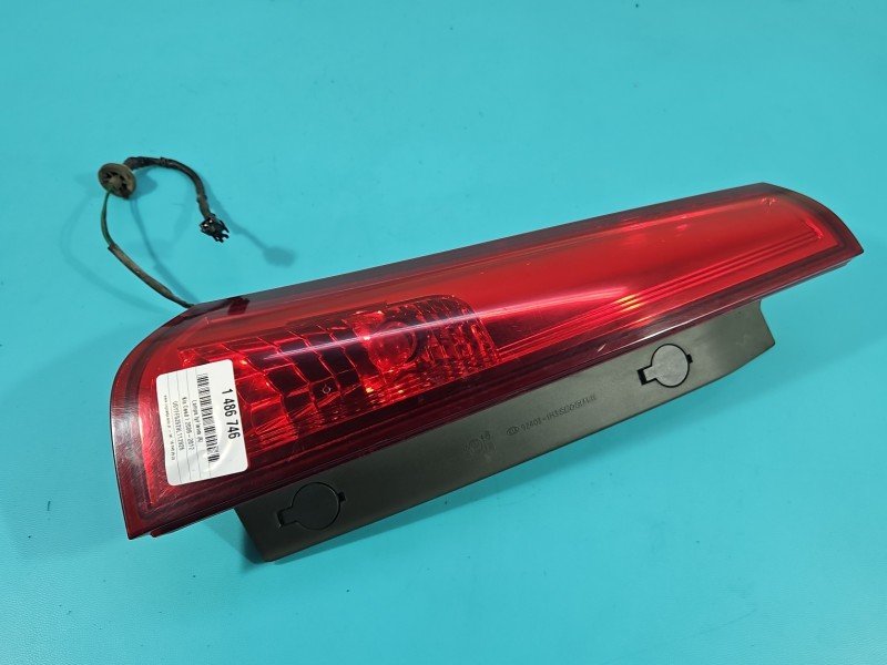 Lampa tył lewa Producent części: KIA, 06-09 HELLA GÓRNA CZĘŚĆ Kia Ceed I 06- kombi