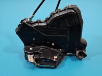 Zamek przód lewy Toyota Corolla E15 EUROPA TOYOTA, 6 pin.