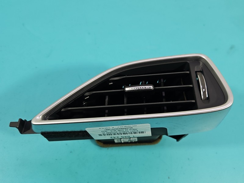 Kratka nawiewu Jaguar XE X760 EUROPA