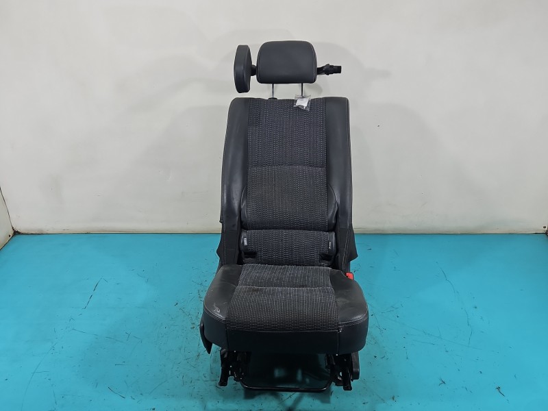 Fotel tył prawy II rząd Toyota Verso 09- tylny 2 rząd