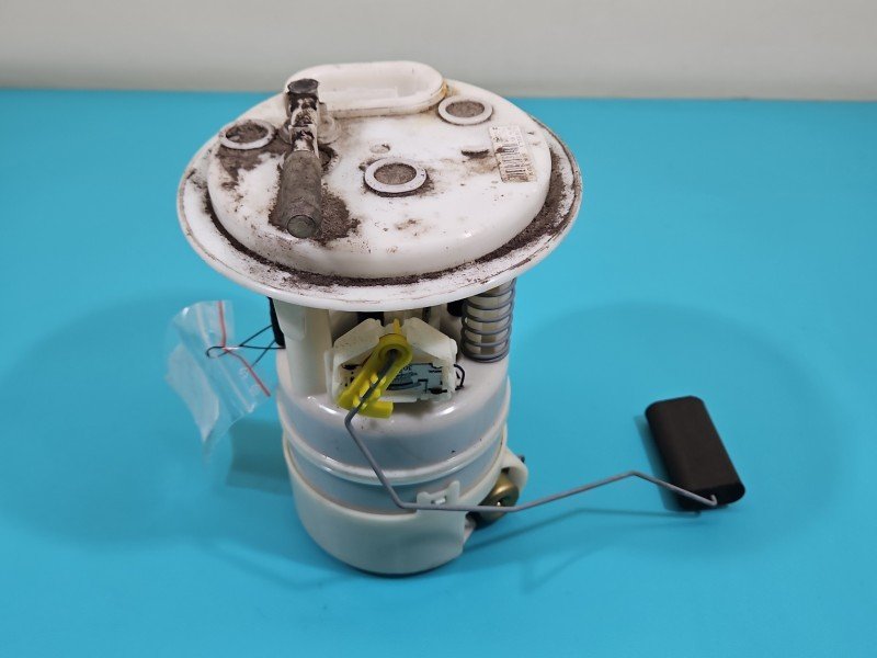 pompka Pompa paliwa Peugeot 407 1,8.0 16V 4 pin pompka Pompa paliwa Peugeot 407 1,8.0 16V 4 pin