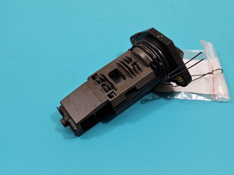 Przepływomierz Volvo 850 0280217002, 681311A, 1386220 2.0 wiel Przepływomierz Volvo 850 0280217002, 681311A, 1386220 2.0 wiel