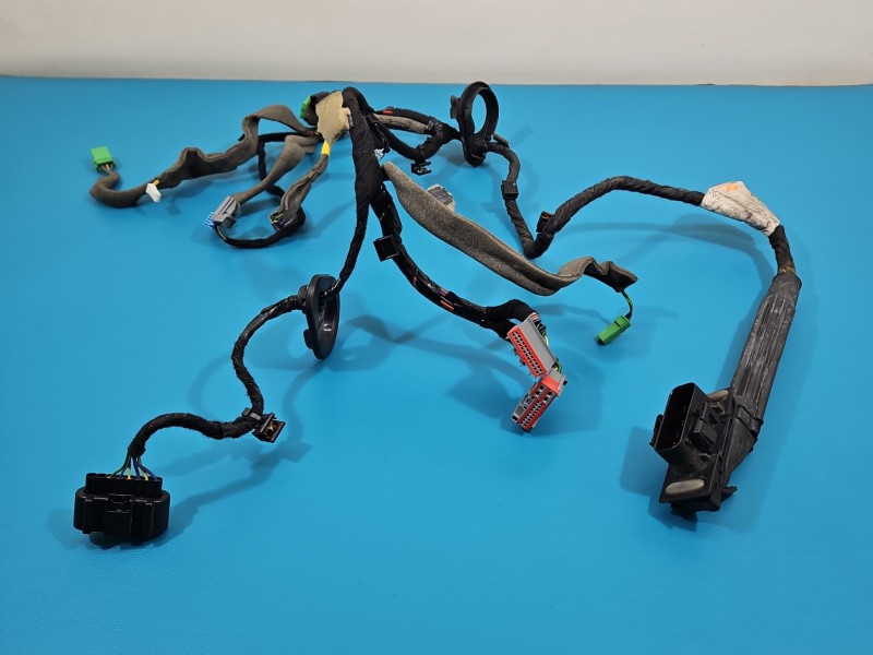 Instalacja Wiązka drzwi przód prawych VOLVO S60 II 10- 31374757