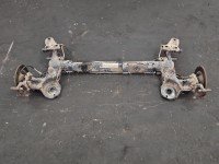 Tylna belka oś tył Peugeot 2008 I 1.6 hdi