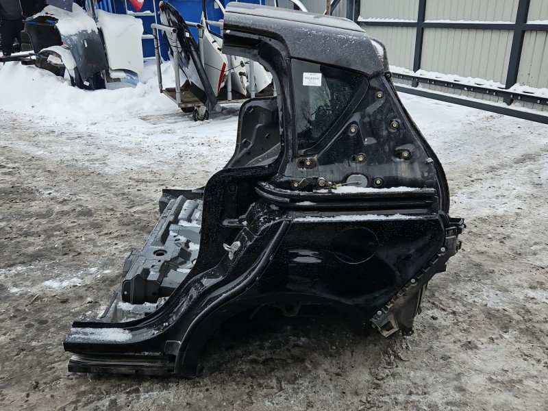 Błotnik tył lewy Ford B-Max 12-17 ćwiartka czarny SF