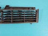 Atrapa grill Peugeot 305