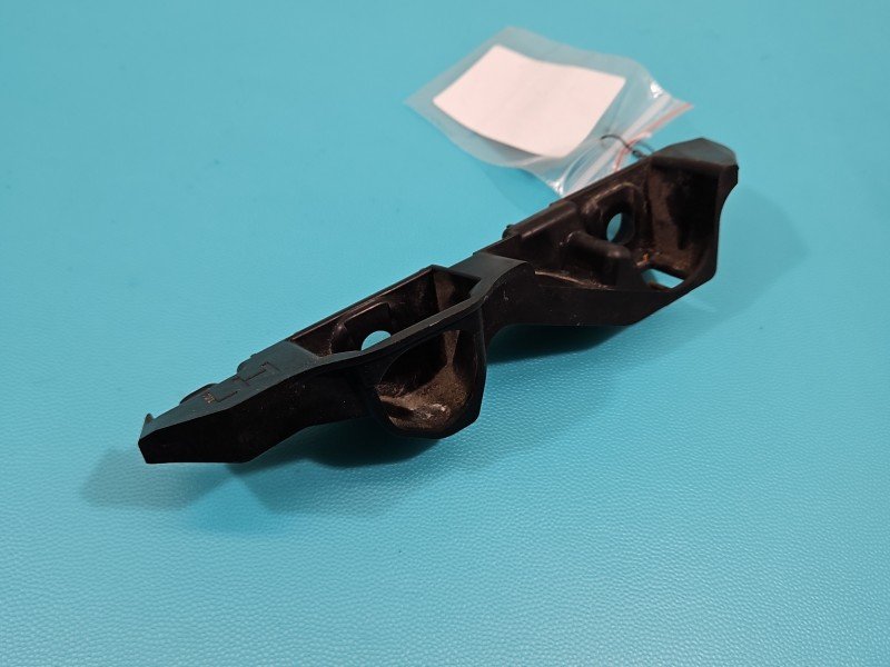 Ślizg zderzaka przód lewy Opel Insignia B 39204262 Ślizg zderzaka przód lewy Opel Insignia B 39204262