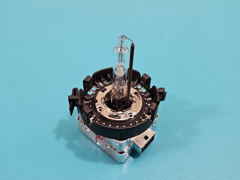 ŻARNIK STARTER ZAPŁONNIK CEWKA XENON 000159Vw Tiguan I 07- ŻARNIK STARTER ZAPŁONNIK CEWKA XENON 000159Vw Tiguan I 07-