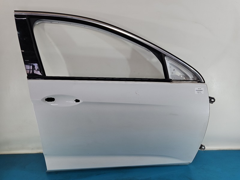 DRZWI PRZÓD PRAWE PASAŻERA Opel Insignia B 5d Z42C