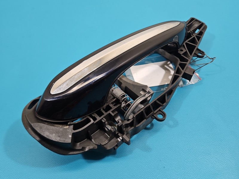 Klamka tył prawa zewnętrzna BMW G30 7401204