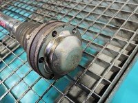 Półoś przód prawa Skoda Yeti 2.0 tdi manual