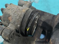 Zacisk przód lewy Citroen Berlingo II 1.6 hdi