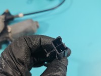 Podnośnik przód lewy SZYBY WINDA Nissan Primera P10 2 PIN 4d sedan