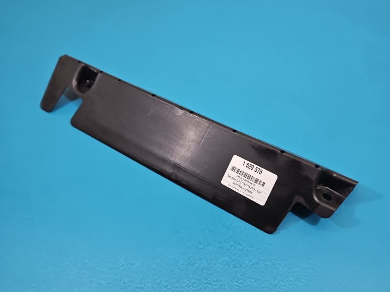 Osłona ZAŚLEPKA PLASTIK Mercedes CLA C118 X118 A2476840018