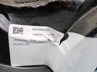 Osłona ZAŚLEPKA PLASTIK POD KIEROWNICĘ BMW X3 G01 6842287-01