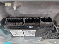 Podnośnik przód lewy Audi A8 D3 4E1959801B 4d sedan