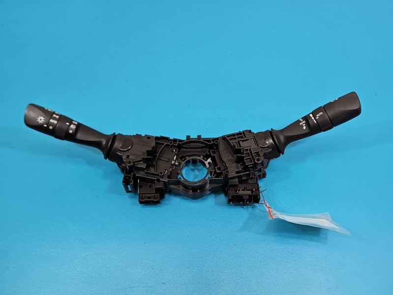 Przełącznik zespolony Toyota Corolla E16 E18 13- 17F852, 17J023