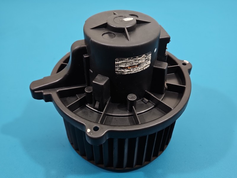 Dmuchawa nawiewu wentylator Kia Cerato EUROPA