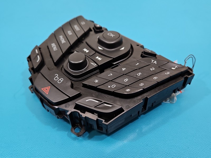 Przełącznik radia nawigacji panel Ford Fiesta Mk7