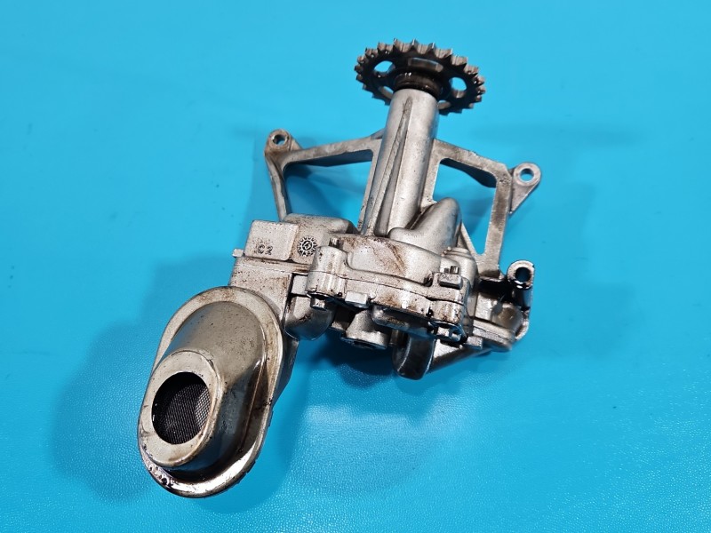 Pompa oleju Citroen DS5 11-15 2.0 HDI 9682393380