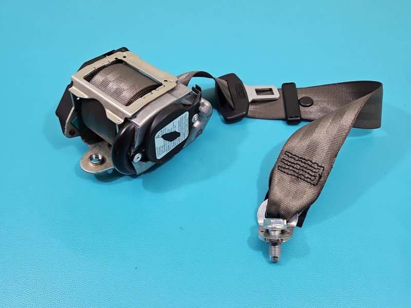 Pas bezpieczeństwa tył prawy AUDI Q5 08- 8R0857805J, 609207700 Pas bezpieczeństwa tył prawy AUDI Q5 08- 8R0857805J, 609207700