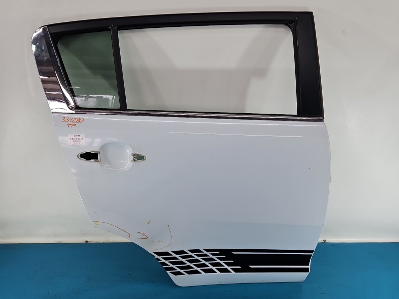 Drzwi tył prawe Kia Sportage III 10-15 HB 5d Wd