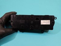 Konsola panel nawiewu Renault Clio IV 12-20 275108796R