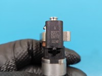 Wtryskiwacz listwa wtryskowa 55577403 Opel Astra V K 1.4 T 125KM