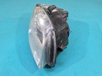 Reflektor prawy lampa przód Audi A4 B7 EUROPA