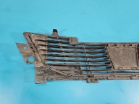 Zaślepka kratka zderzaka środkowa atrapa Peugeot 2008 II 9826327480