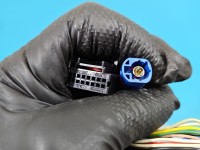 Lusterko prawe AUDI Q7 II 4M Europa / Lakier:LC5M / 15pin + kamera / Pęknięty kierunkowskaz / wkład lusterka ociera o...