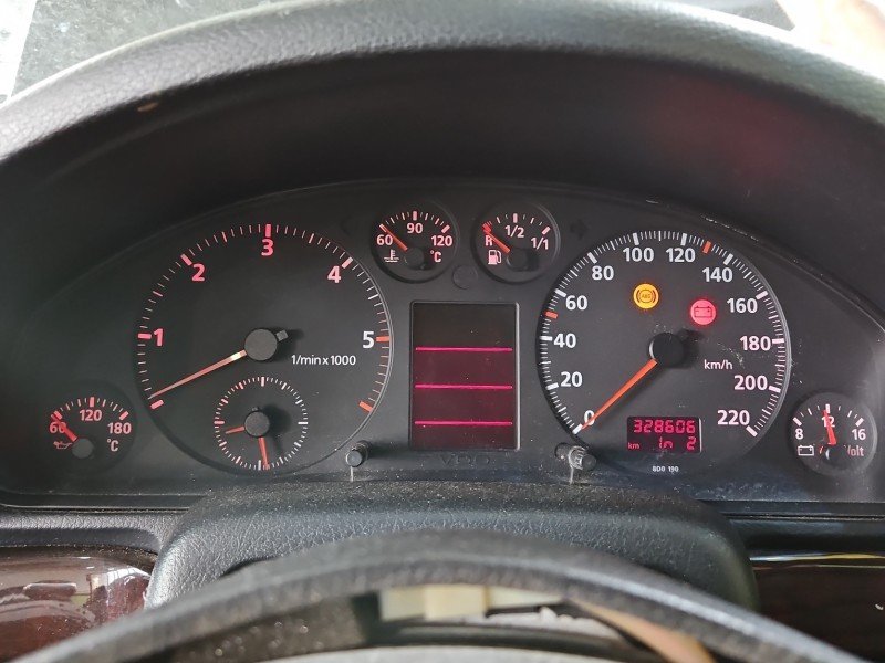 Licznik Audi A4 B5 8D0919034EX 1.9 tdi EUROPA
