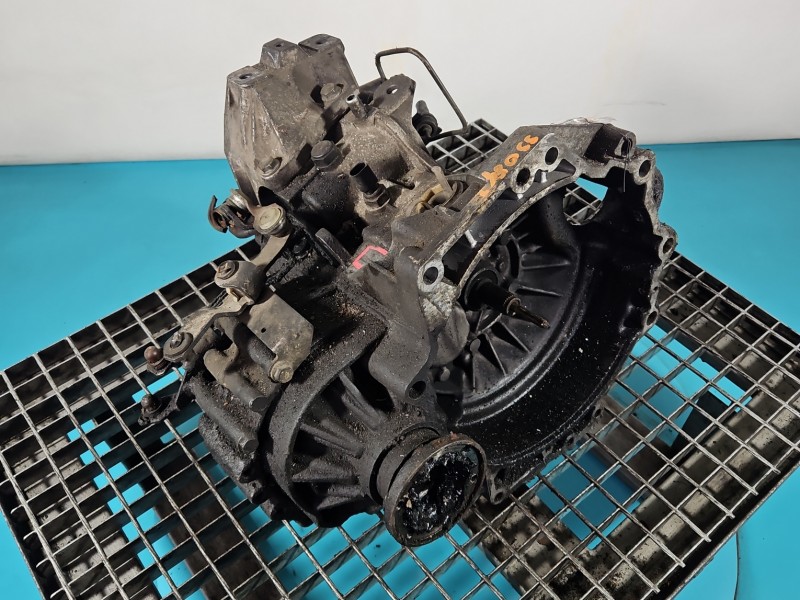 Skrzynia biegów Audi A3 8L 1.6 sr