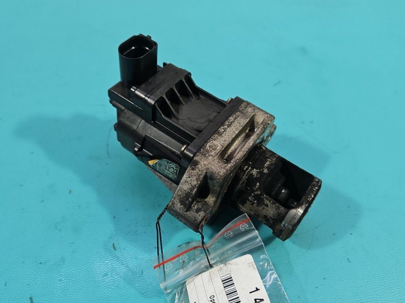 Zawór egr Opel Insignia A 55566052 2.0 cdti Zawór egr Opel Insignia A 55566052 2.0 cdti