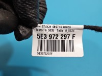 Instalacja Wiązka drzwi przód prawych Skoda Octavia IV 5E3972297F