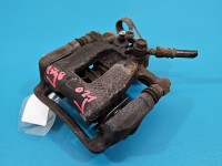 Zacisk tył lewy HYUNDAI i20 II 14-20 HB 1.2 16V