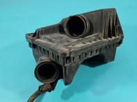 Obudowa filtra powietrza Opel Zafira B 55557127 1.9 CDTI