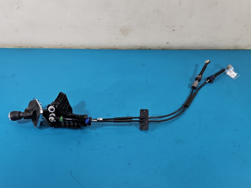 DŹWIGNIA LEWAREK WYBIERAK LINKI Renault Trafic III 2.0 dci