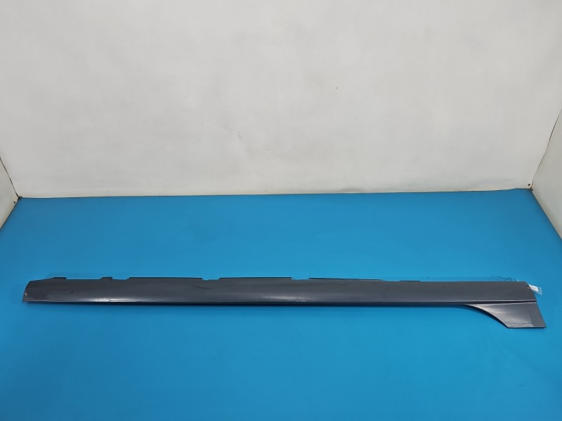 Listwa progowa prawa PRÓG NAKŁADKA Seat Leon III 12- 5F9853852D LW8Z