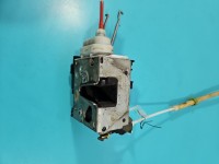 Zamek przód lewy 8D1837015F Audi A8 D2 EUROPA Producent części: Audi