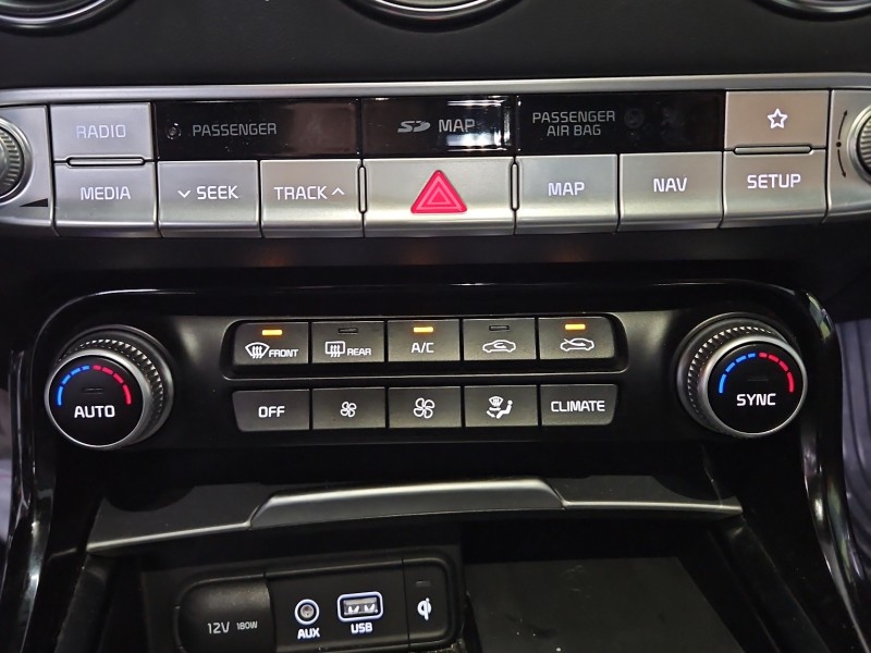 Konsola panel nawiewu Kia Stinger 97250-J5000